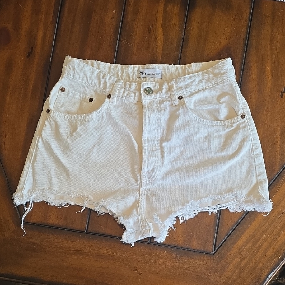 Zara Women's Off-White Jean Shorts